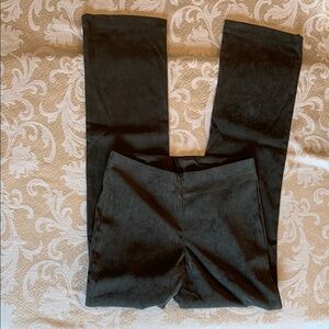 I.L.U. Women's Olive green Skinny Pants